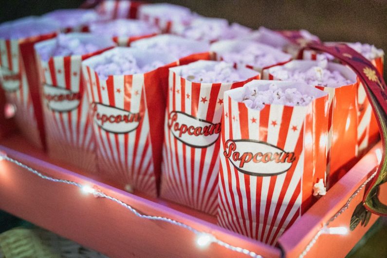 Movie Night - white and red plastic packs