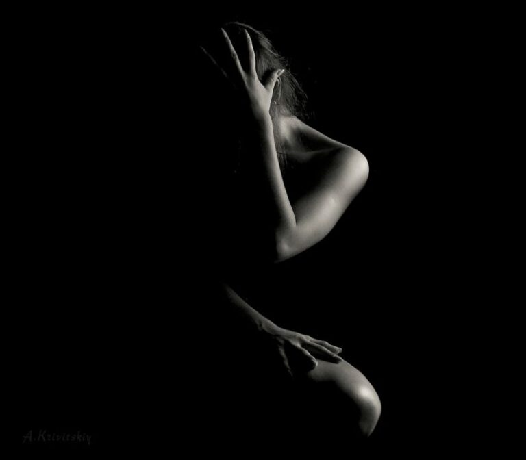 Body Type - woman nude photo